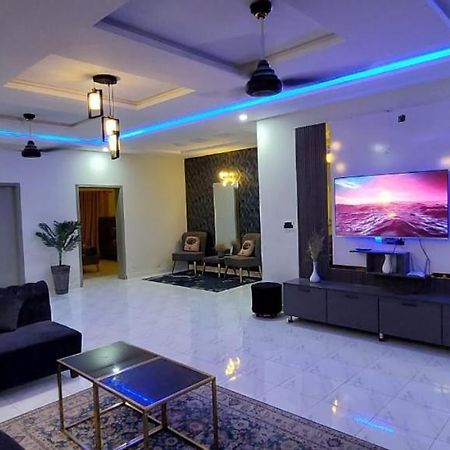 Velvet Vibes Villa Near Islamabad Airport Dhok Sandemar Exterior foto